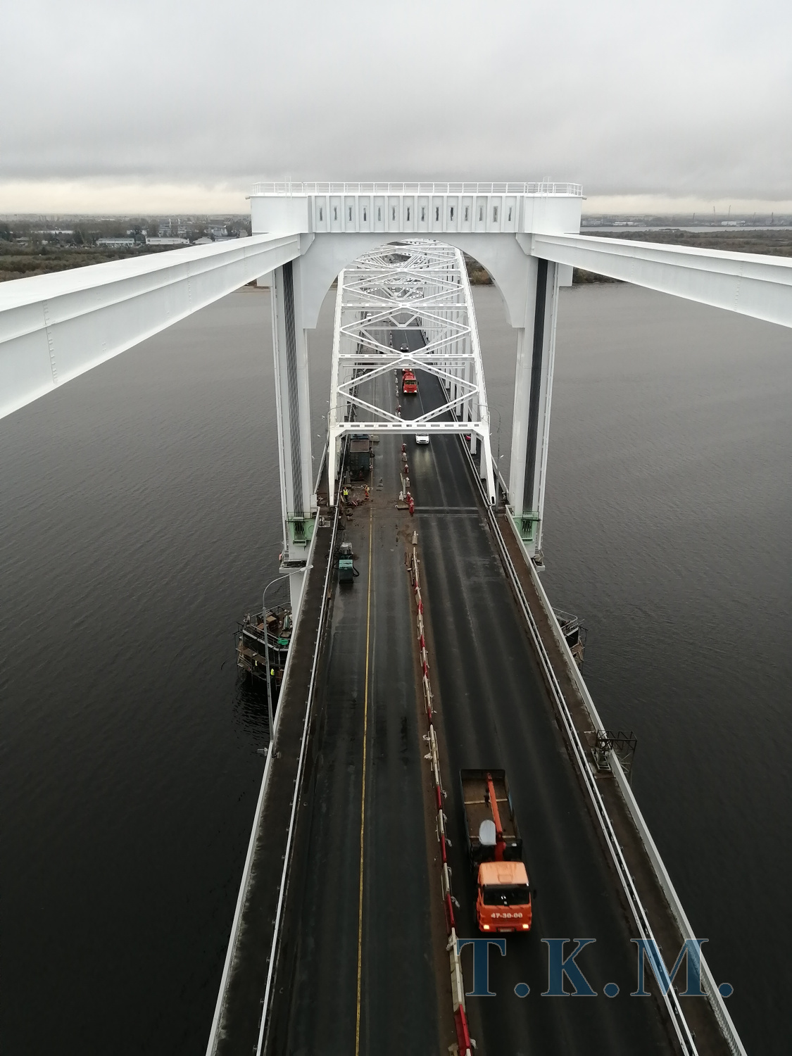 Краснофлотский мост через реку Северная Двина в г. Архангельске