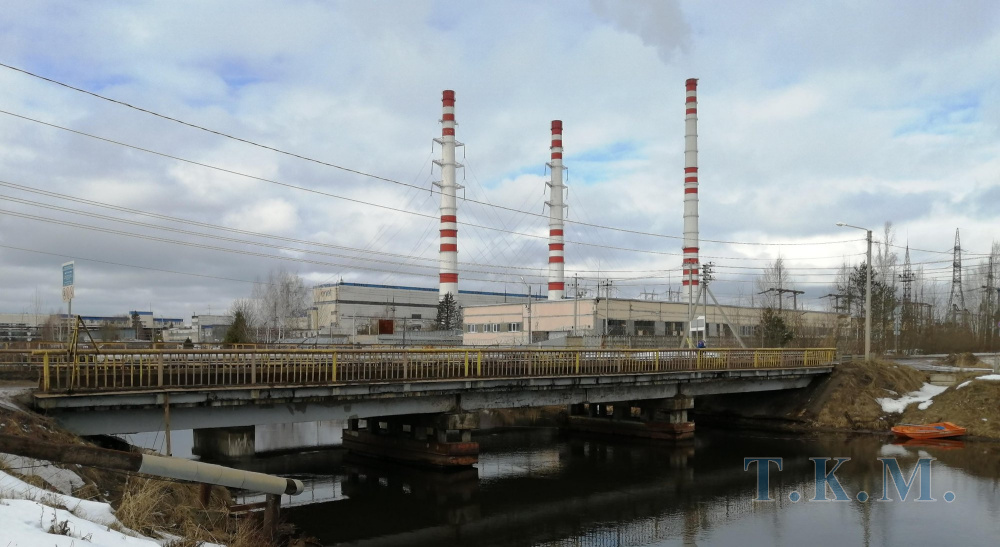 Автодорожный мост через отводящий канал Конаковской ГРЭС в Тверской области
