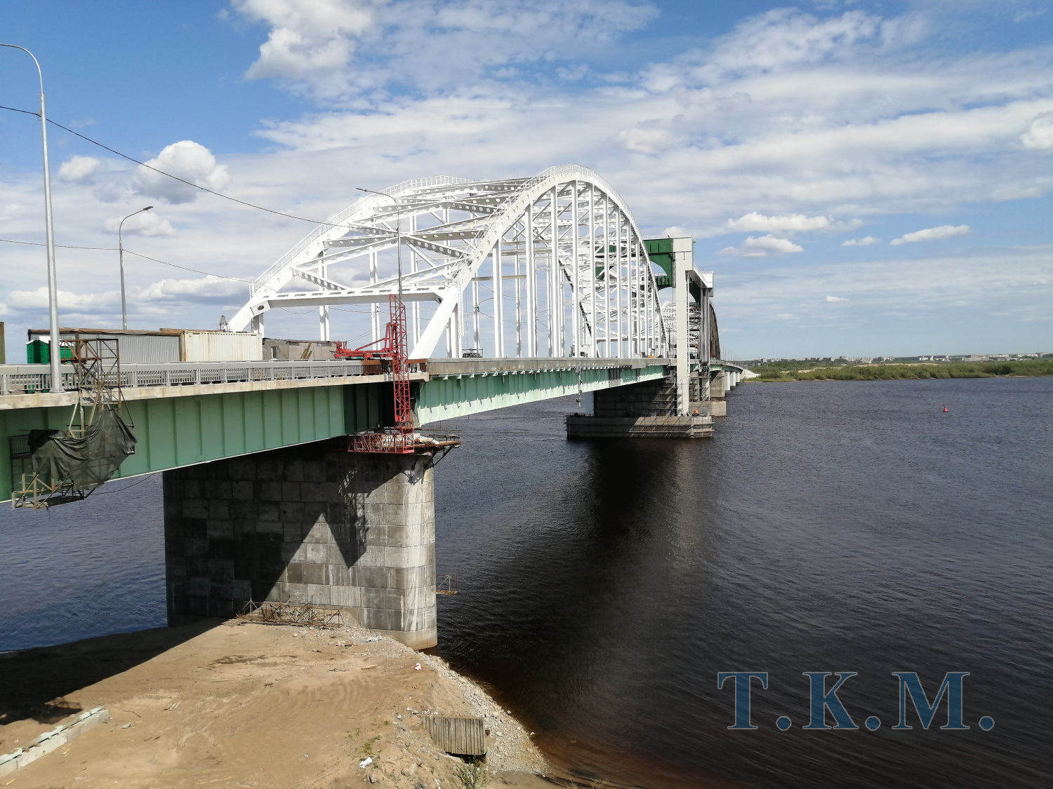 Краснофлотский мост через реку Северная Двина в г. Архангельске