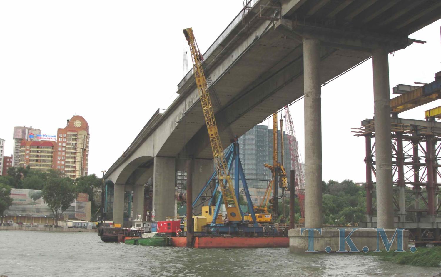 Мост через р. Дон в створе Ворошиловского проспекта в г. Ростов-на-Дону