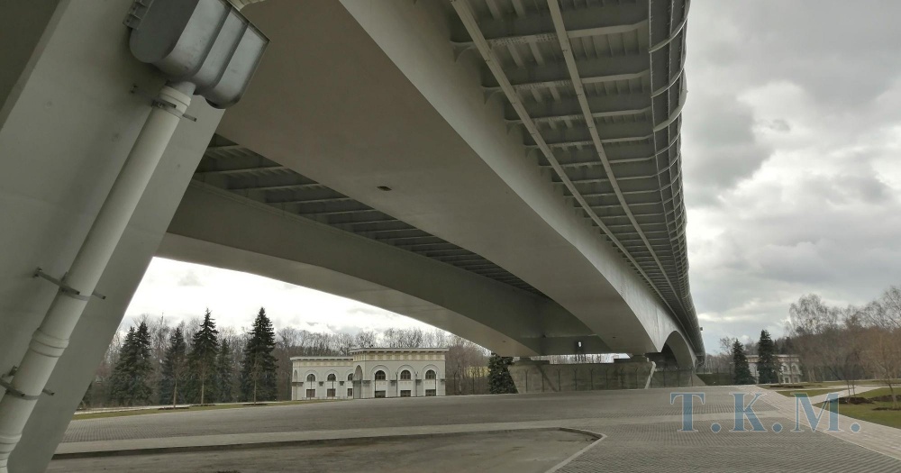 Мост через Карамышевское спрямление в г. Москве