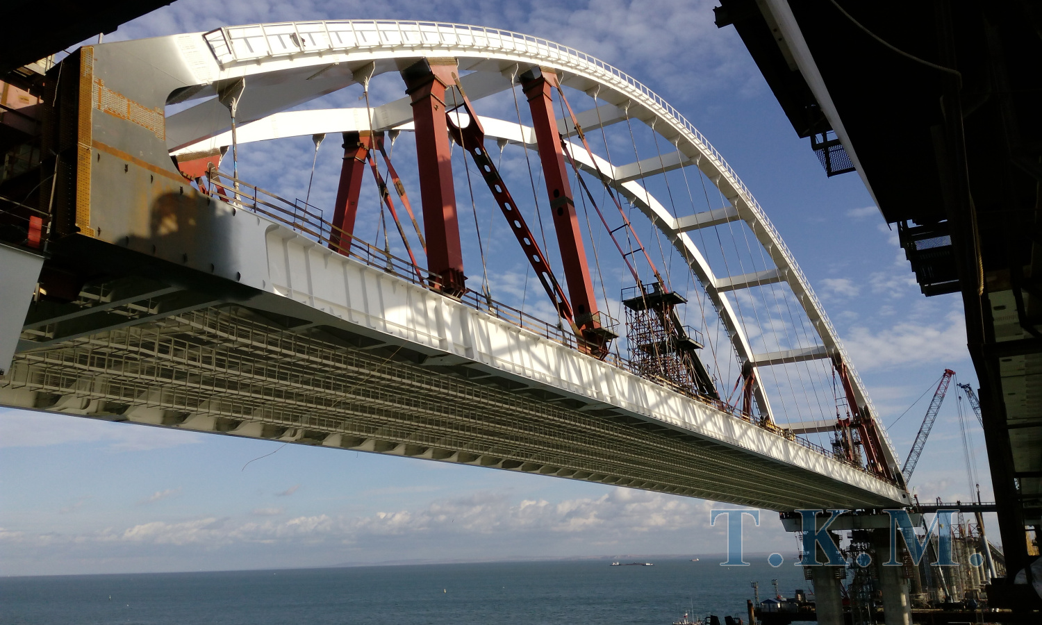 Автодорожное арочное пролетное строение