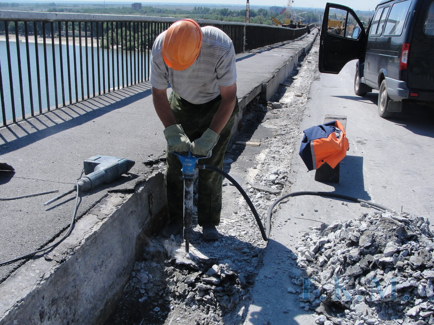 Мост через р. Дон в створе Ворошиловского проспекта в г. Ростов-на-Дону