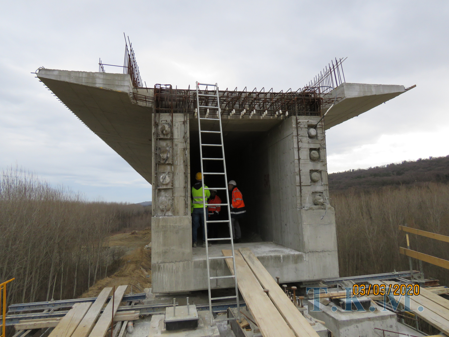 Виадук на уч-ке строительства ж/д «Стара Пазова – Нови Сад» в Республике Сербии